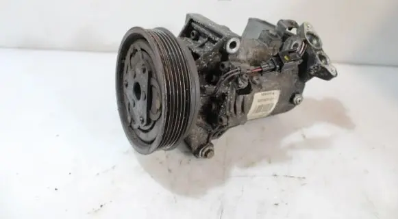 Renault Fluence Air conditioning (A/C) compressor (pump)