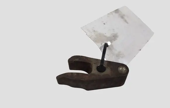 Mercedes-Benz E W212 Fuel Injector clamp holder