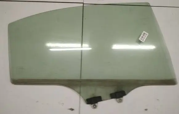 Honda Civic Rear door window glass AS2