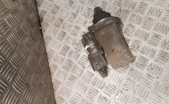 Volkswagen PASSAT B6 Starter motor 02m911023n