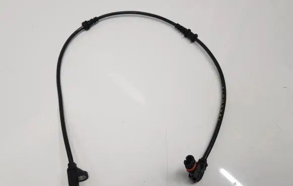 Mercedes-Benz SLK R172 ABS wheel speed sensor 