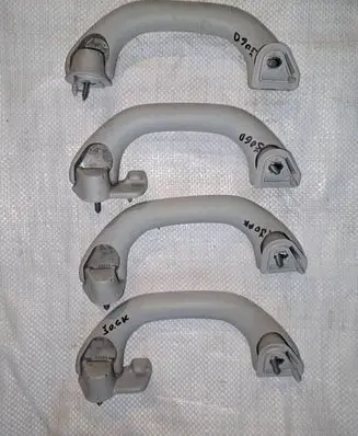 Skoda Octavia Mk2 (1Z) A set of handles for the ceiling 6Y0857607J