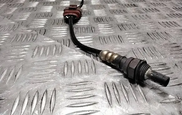 Volkswagen Polo IV 9N3 Lambda probe sensor 03D906265A