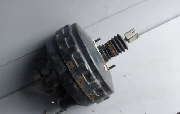Mercedes-Benz ML W164 Brake booster A1644300530
