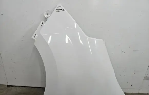 Opel Movano B Fender 631010504R