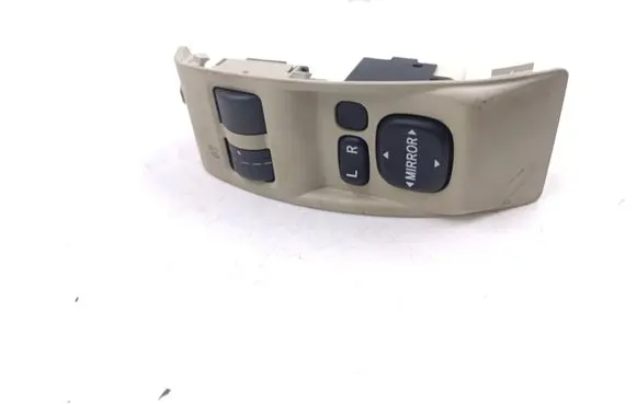 Subaru Impreza III Wing mirror switch 83002FG000