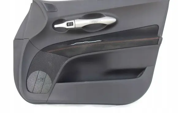 Toyota Auris 150 Front door card panel trim 6762802070A