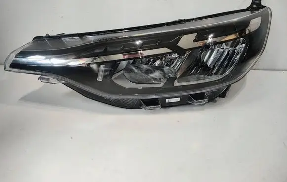 Ford Transit Custom Headlight/headlamp PZ3113E015AD