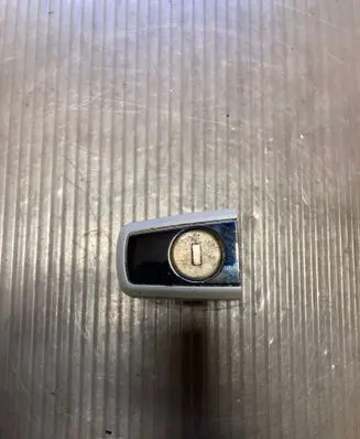 Chevrolet Trax Front door lock (next to the handle) N0503740