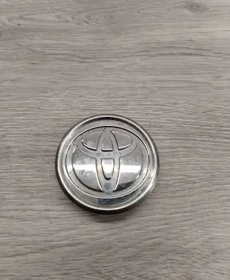 Toyota Corolla Verso AR10 Original wheel cap