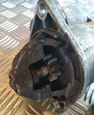 Fiat Punto (188) Starter motor