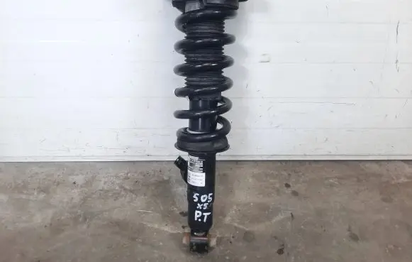 BMW X5 G05 Rear shock absorber/damper 6869024