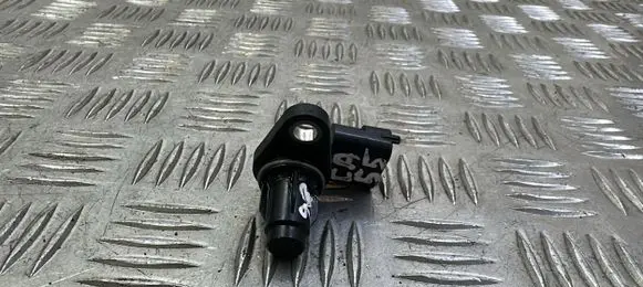 KIA Sorento Camshaft position sensor 393002F000