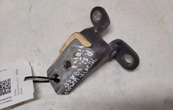 Toyota Corolla Verso AR10 Front door upper hinge