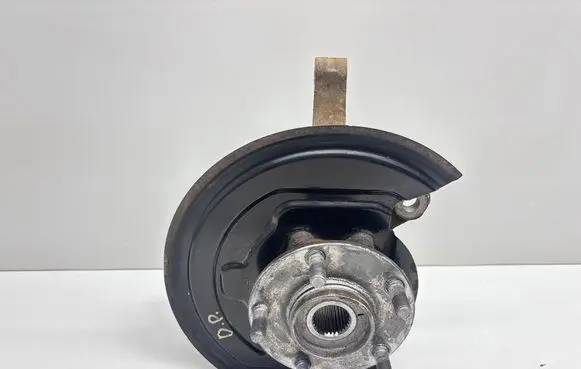 Nissan Juke I F15 Front wheel hub spindle knuckle 400141KK0H
