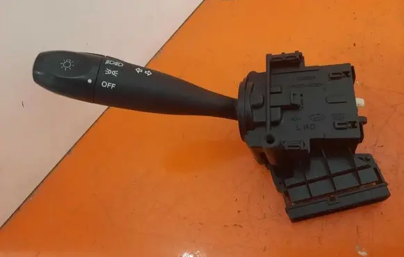 KIA Picanto Wiper turn signal indicator stalk/switch 32932A