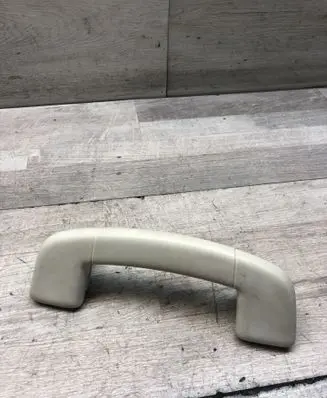 Volkswagen PASSAT B8 Front interior roof grab handle 3G0857607B