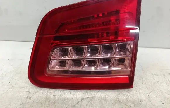 Citroen C5 Tailgate rear/tail lights 9687582980
