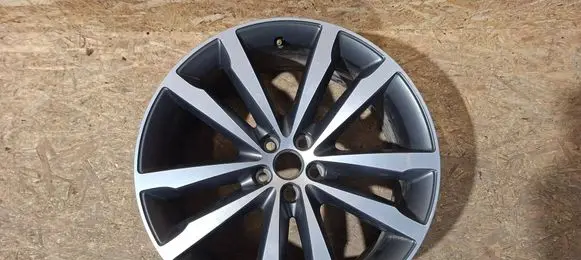Jaguar E-Pace R20 alloy rim B018471