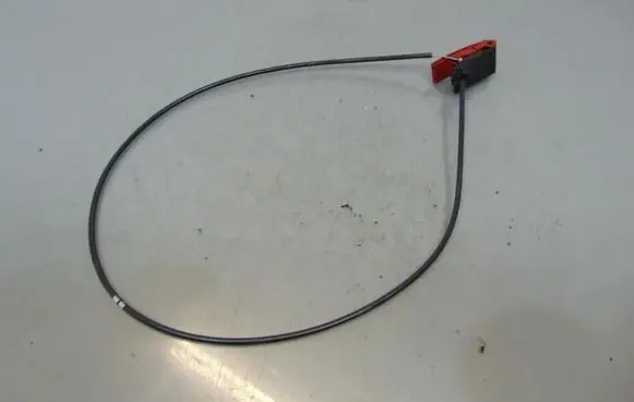 Mercedes-Benz C W204 Engine bonnet/hood lock release cable A2048800159