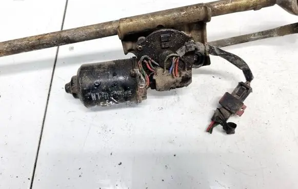 Saab 900 Wiper motor 1591008832 159100-8832
