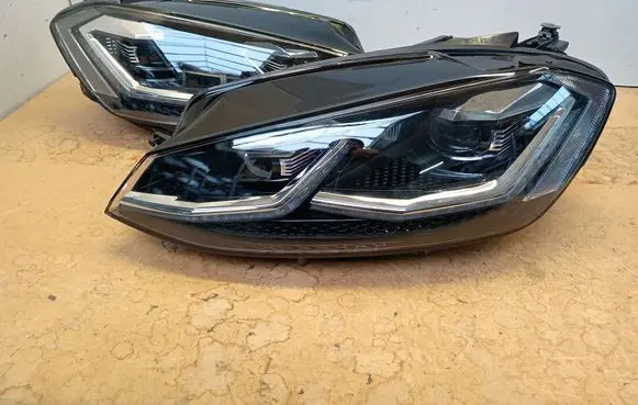 Volkswagen Golf VII Headlights/headlamps set 5G1941035C