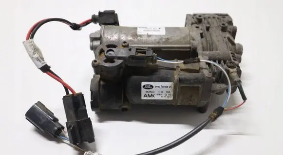 Land Rover Discovery 4 - LR4 Air suspension compressor 