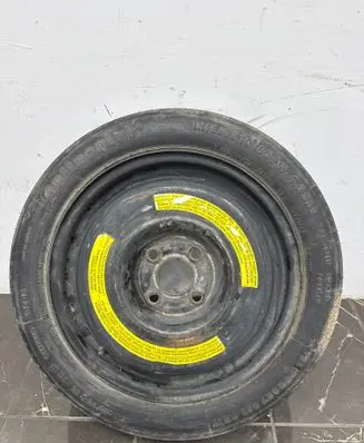 Volkswagen Golf III R15 spare wheel