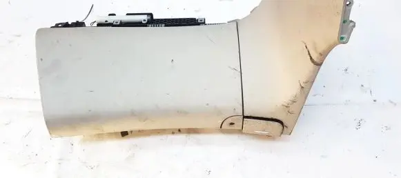 Glove box