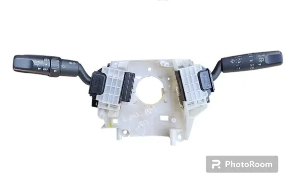 Mazda 3 I Wiper turn signal indicator stalk/switch 17G053 17D682