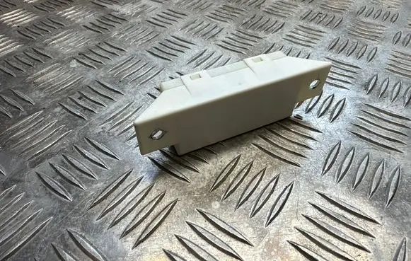 Mercedes-Benz C W204 Light module LCM A1669015801