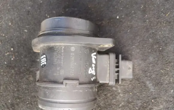 KIA Venga Mass air flow meter 0281002723