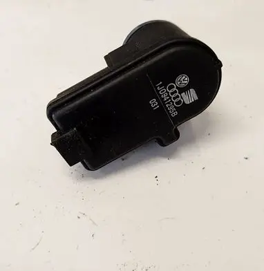 Seat Cordoba (6K) Headlight level adjustment motor 1J0941295B