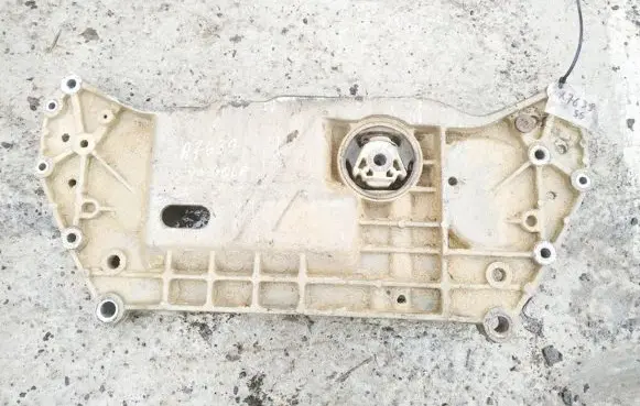 Volkswagen Golf V Front subframe