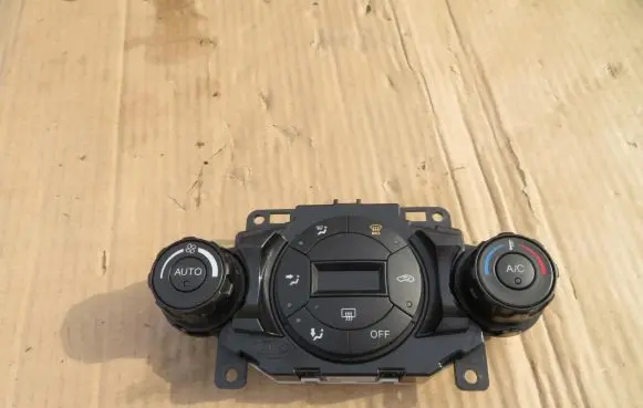 Ford Fiesta Climate control unit C1BT-18C612-AF