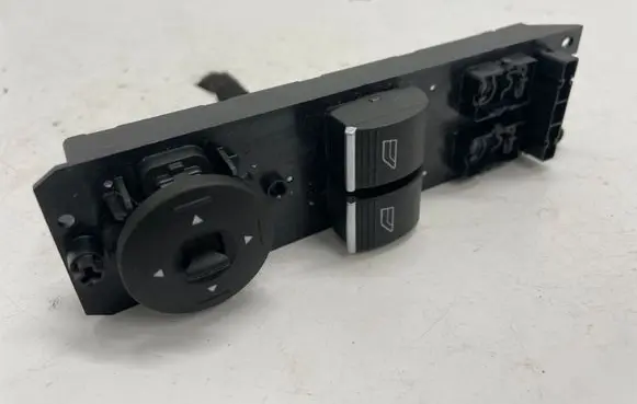 Ford Fiesta Electric window control switch 14A132EC