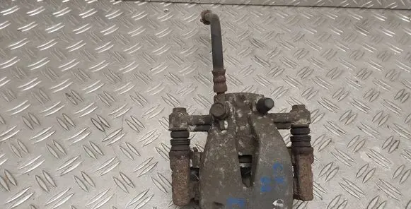 Toyota Corolla Verso AR10 Rear brake caliper 