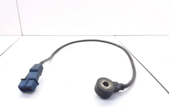 Audi A6 S6 C5 4B Detonation knock sensor 054905377G