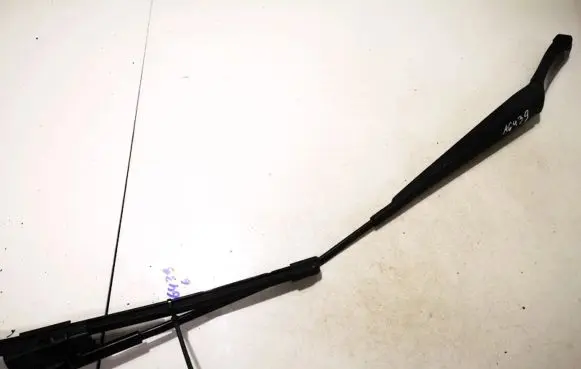 Volkswagen Golf V Front wiper blade arm 1k1955410