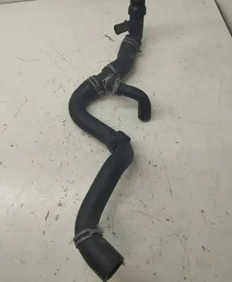 Audi Q5 SQ5 Engine coolant pipe/hose 8R0122055