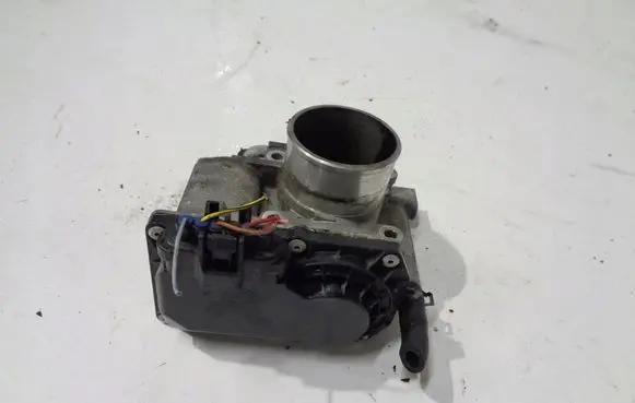 Mazda 6 Throttle valve R2AA136B0