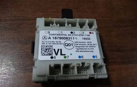 Mercedes-Benz Vito Viano W638 Door control unit/module a1679008311