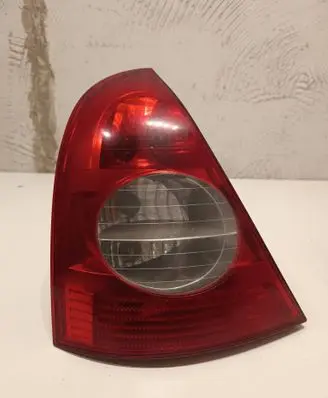 Renault Clio II Rear/tail lights 8200071413 X65PH2