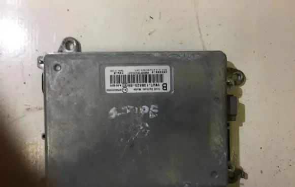 Jaguar S-Type Engine control unit/module YW4T13B525BA A000020
