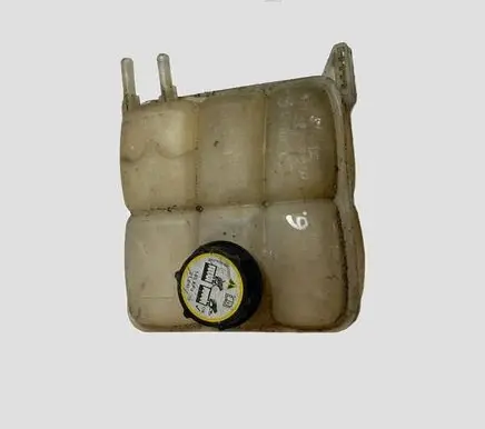 Ford C-MAX I Coolant expansion tank/reservoir 3M5H8K218 D2L4A
