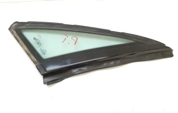 Audi A8 S8 D2 4D Rear side window