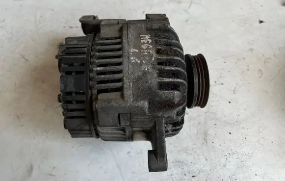 Renault Megane I Generator/alternator 7700862865