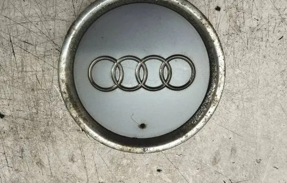 Audi A4 S4 B7 8E 8H Original wheel cap 8L0601165D