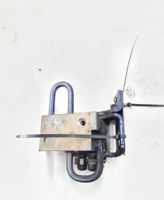 Seat Altea Rear door lower hinge 6Q4833412