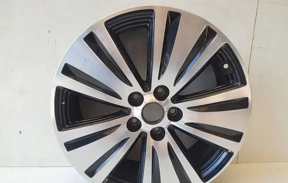 KIA Sportage R18 alloy rim 52910-3W710